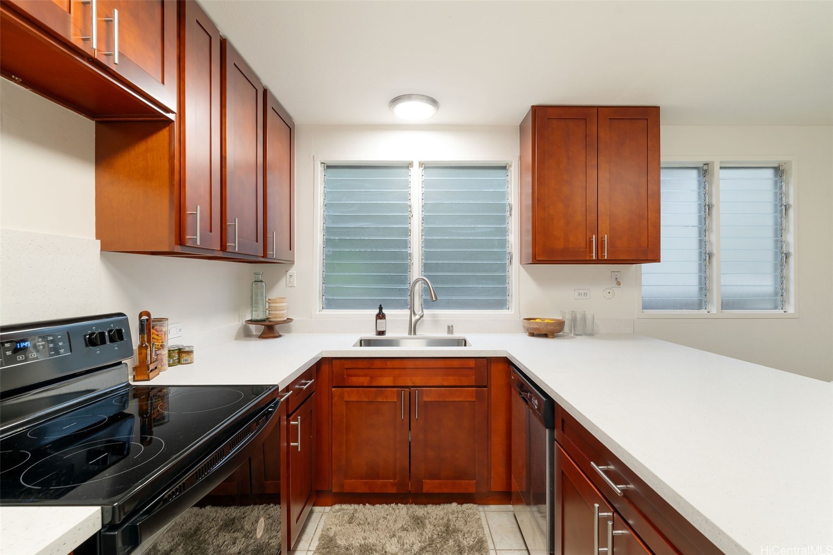 380 Kawaihae Street 380E