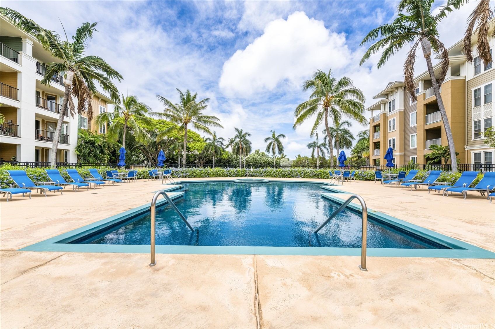 520 Lunalilo Home Road 8224