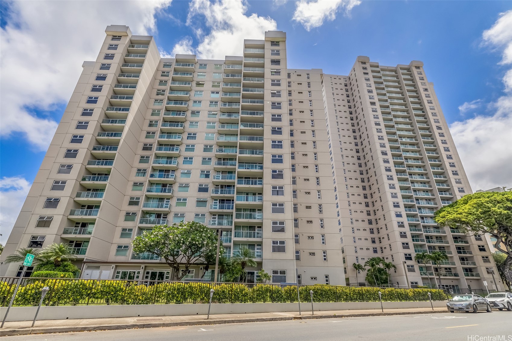 1448 Young Street 304