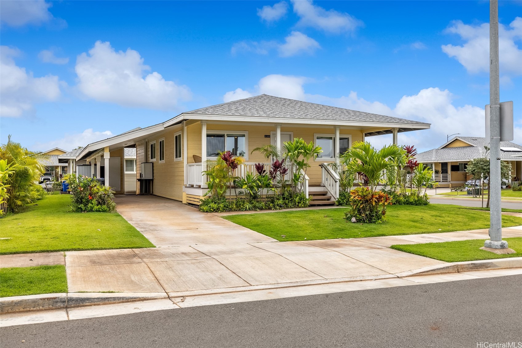 91-1413 Kaahaaha Street