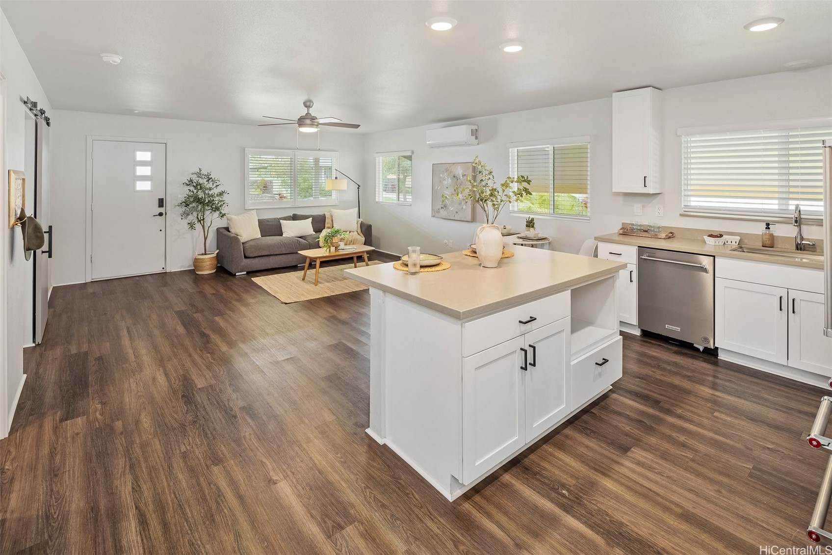 91-1413 Kaahaaha Street