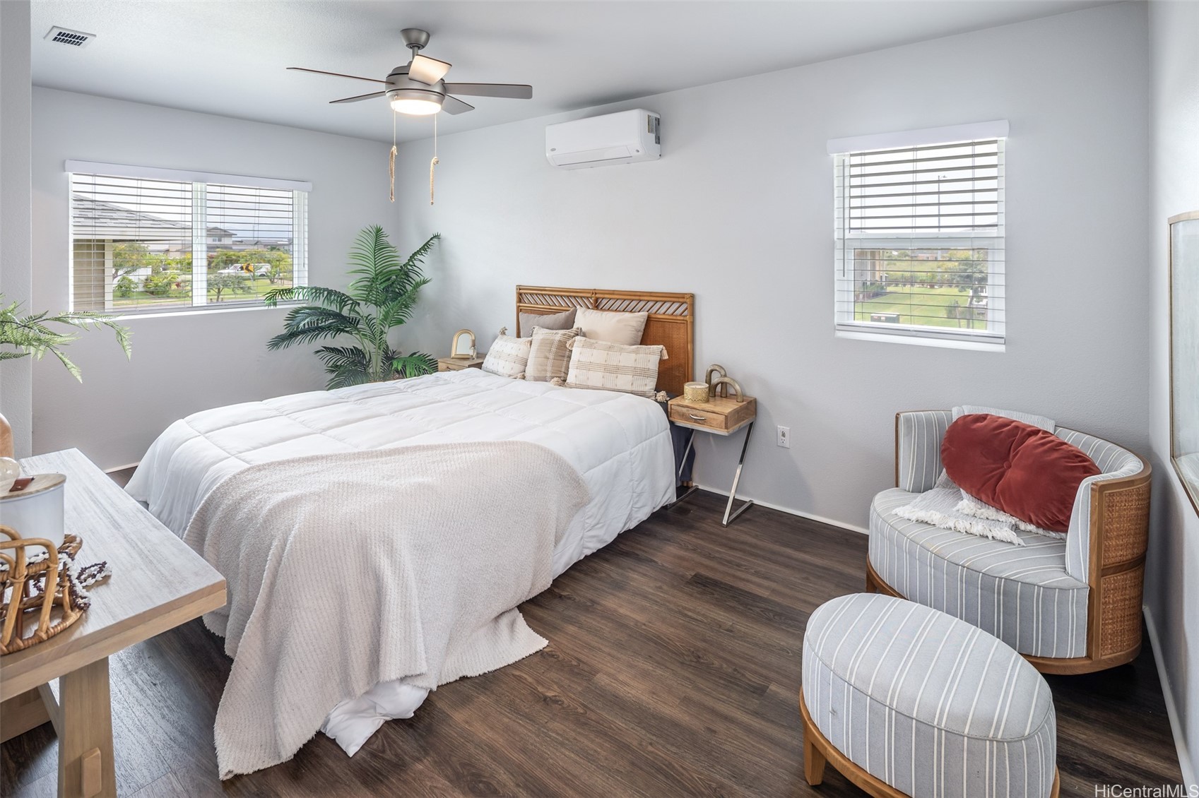 91-1413 Kaahaaha Street