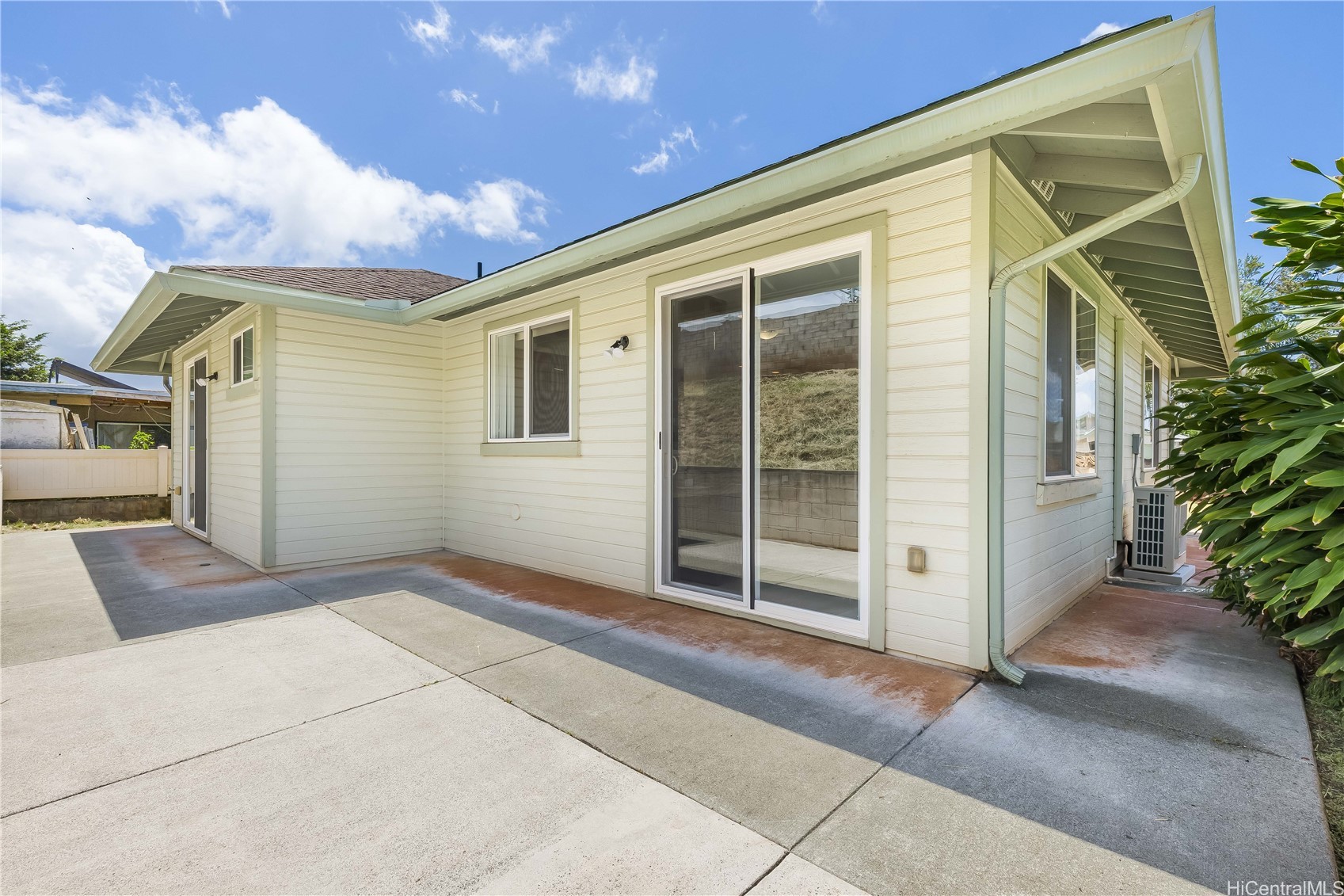 94-370 Noholoa Loop