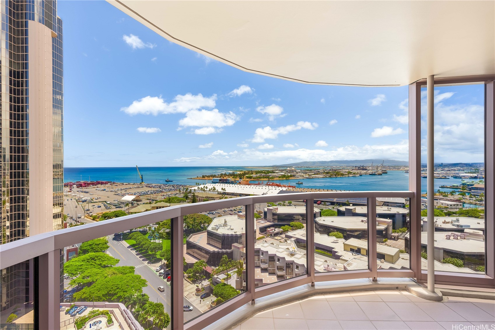 425 South Street 2203