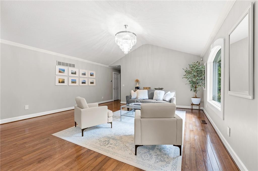 2004 W 97TH Street