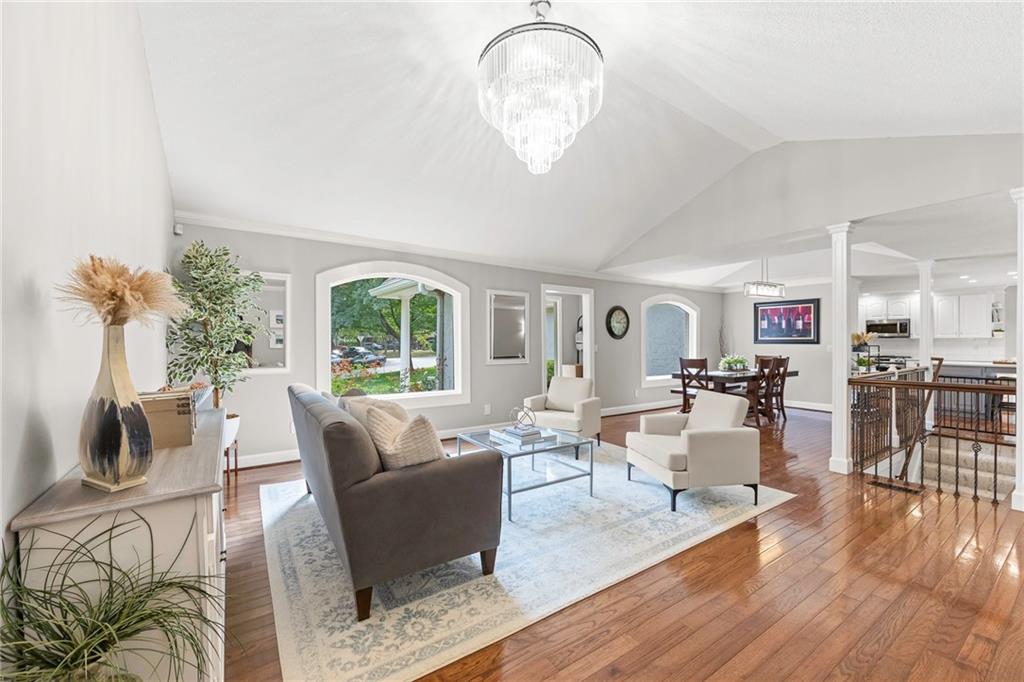 2004 W 97TH Street