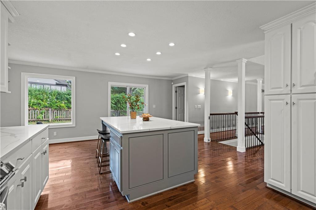 2004 W 97TH Street