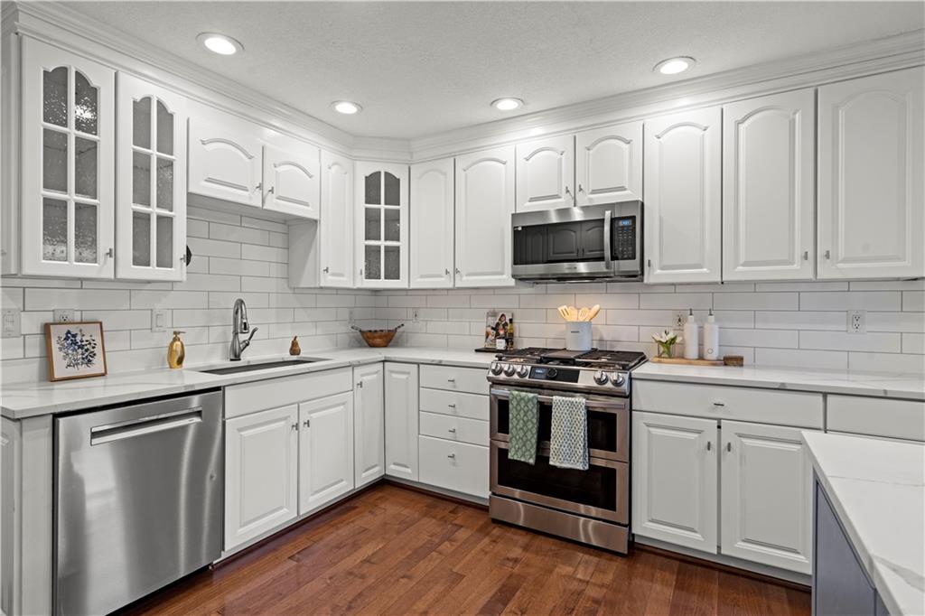 2004 W 97TH Street