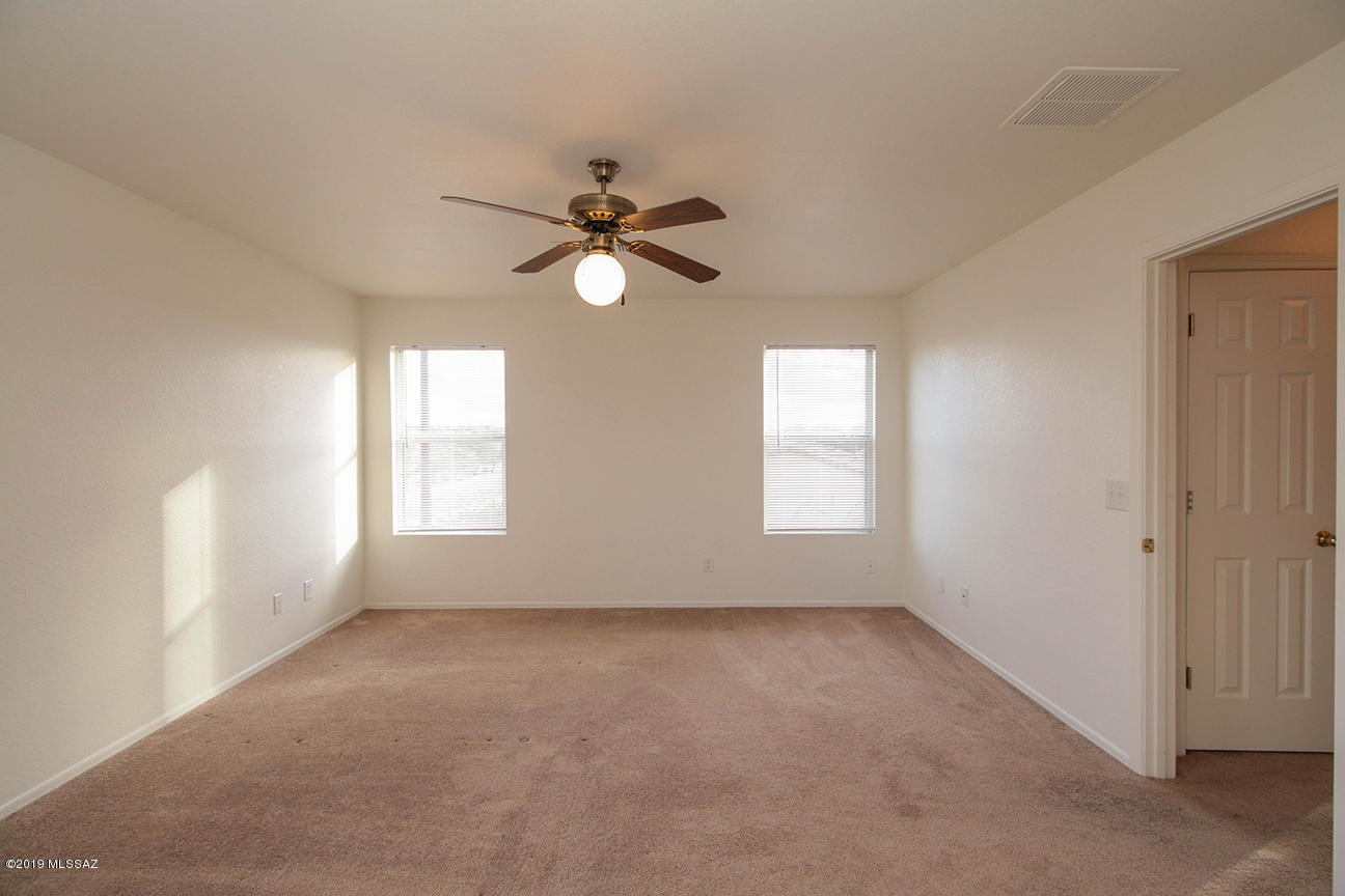 2103 W Morning Jewel Place