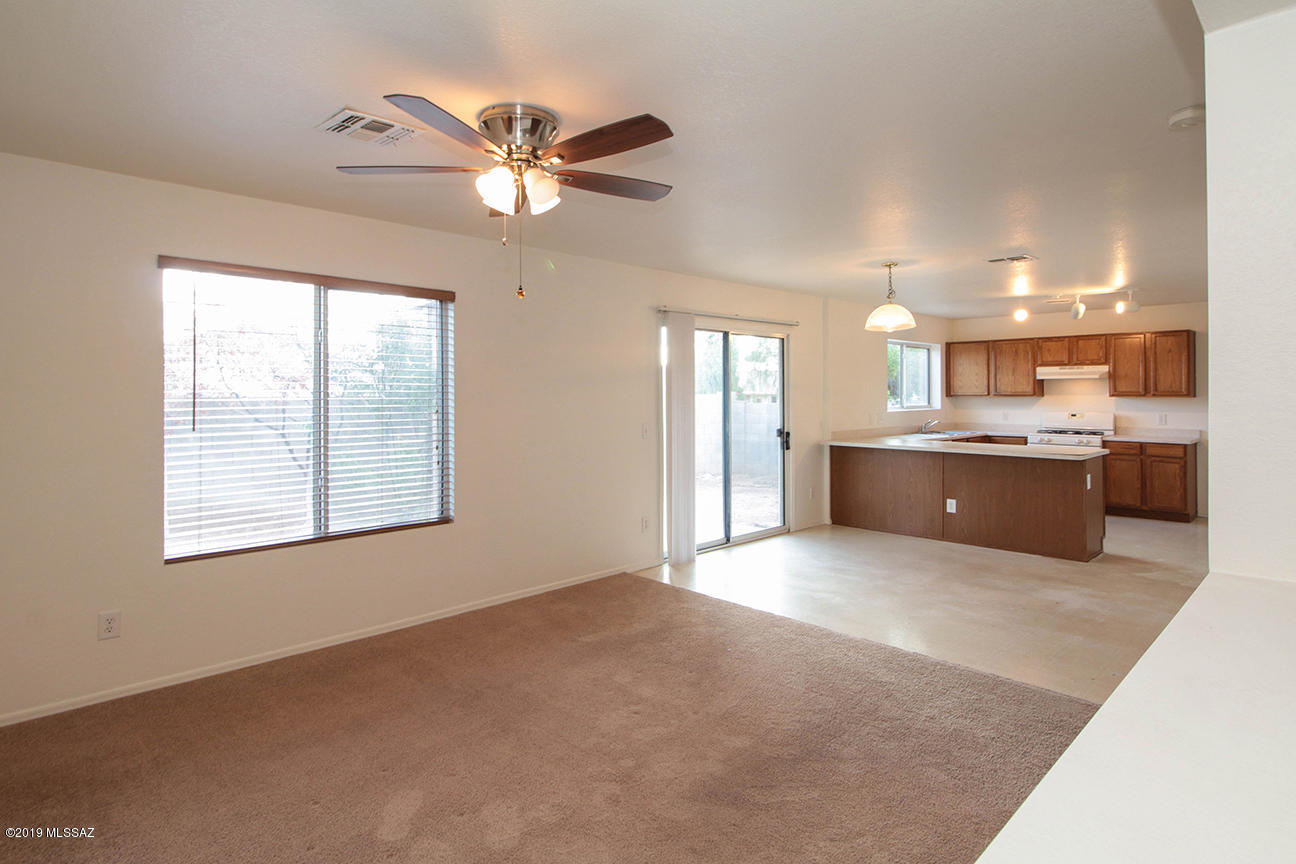 2103 W Morning Jewel Place
