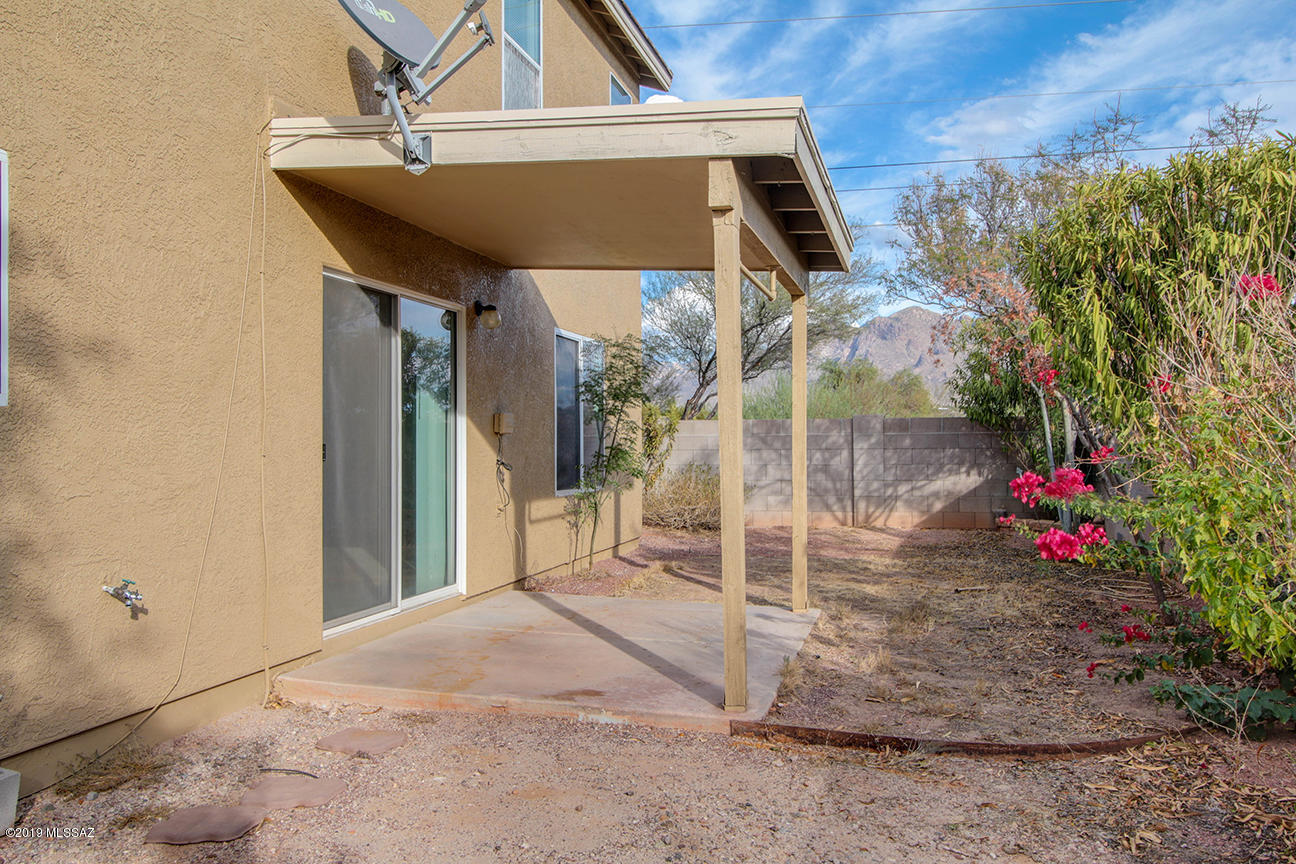 2103 W Morning Jewel Place