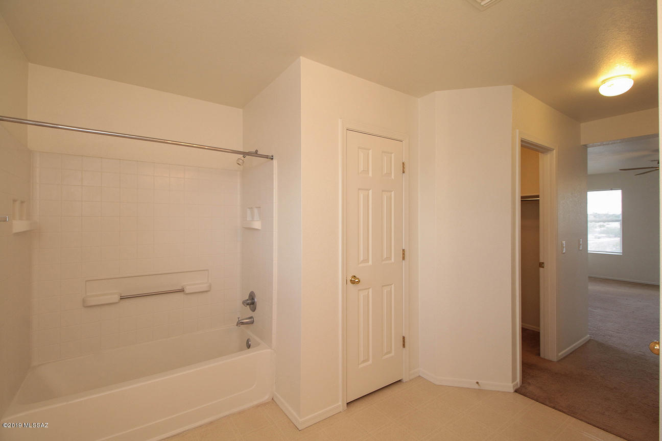 2103 W Morning Jewel Place