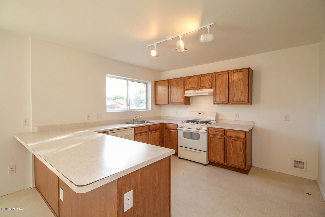 2103 W Morning Jewel Place