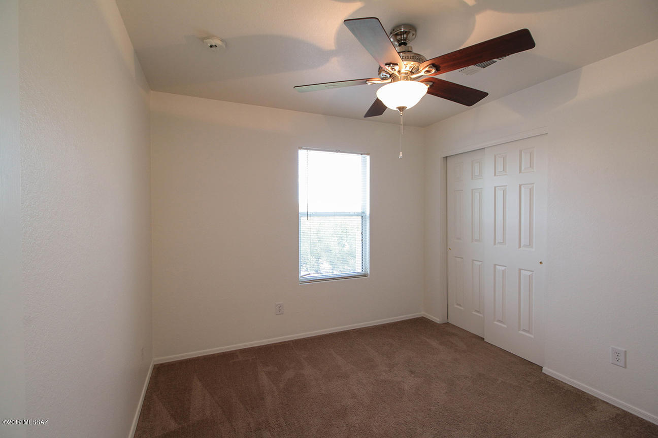 2103 W Morning Jewel Place