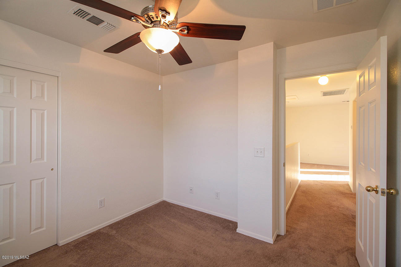 2103 W Morning Jewel Place