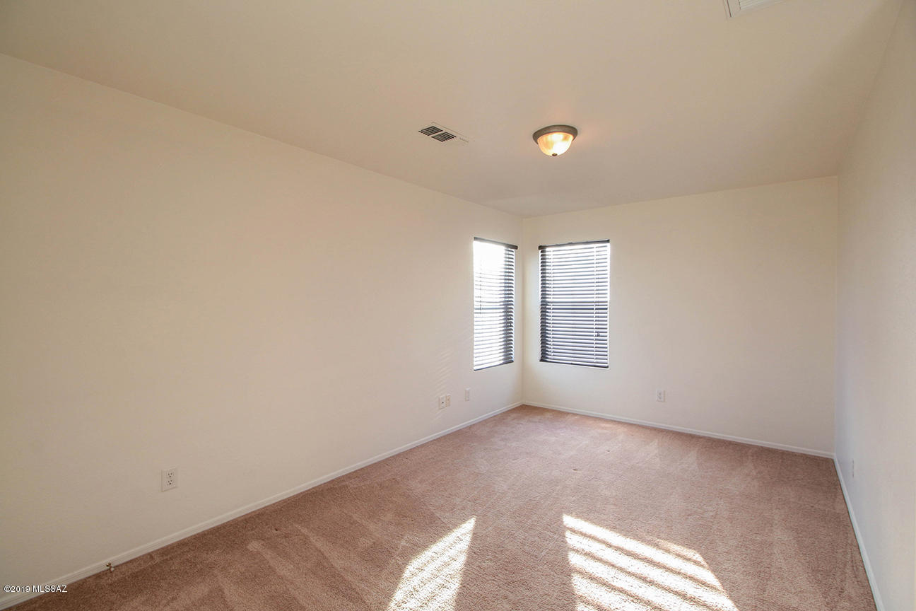 2103 W Morning Jewel Place