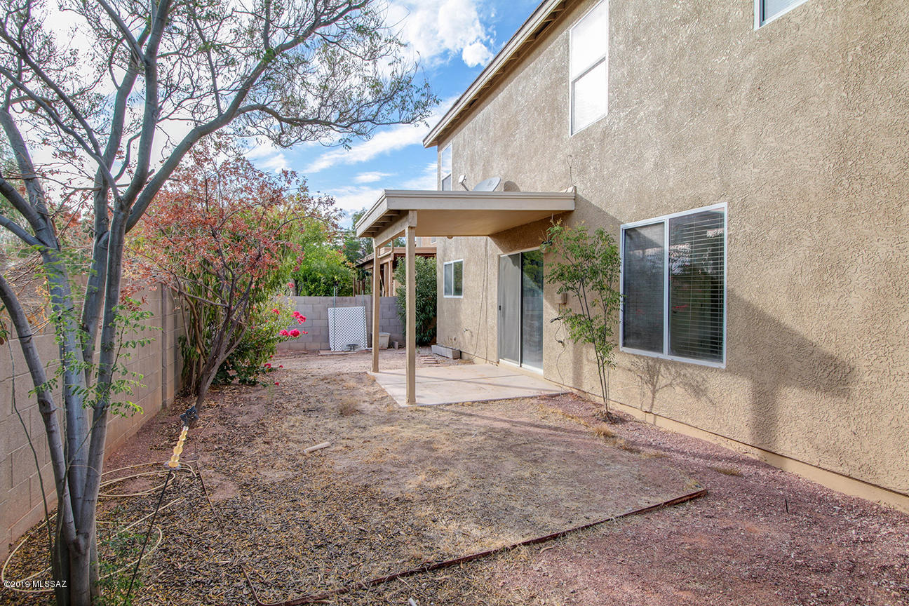 2103 W Morning Jewel Place