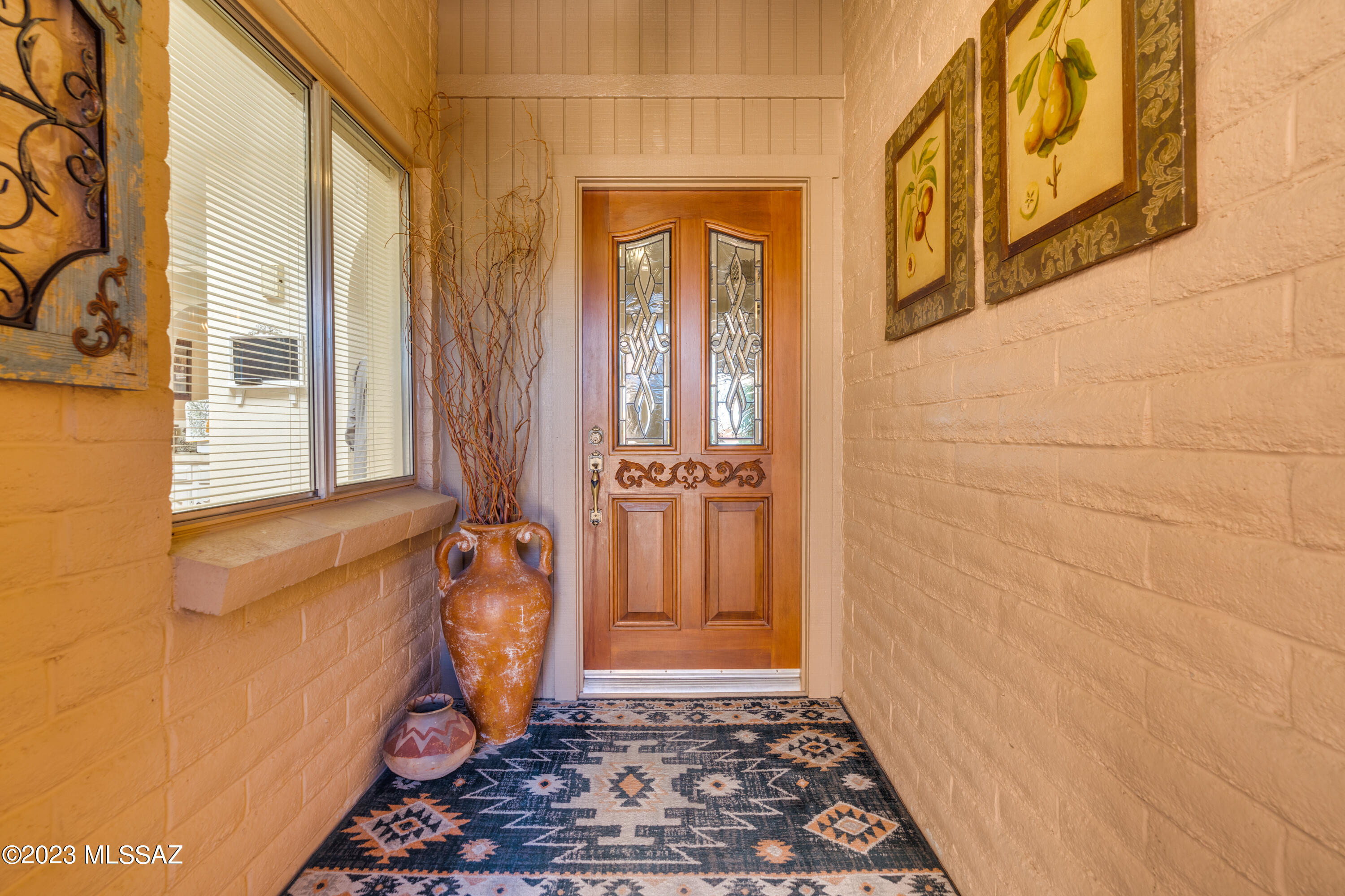 1589 W Placita Travis
