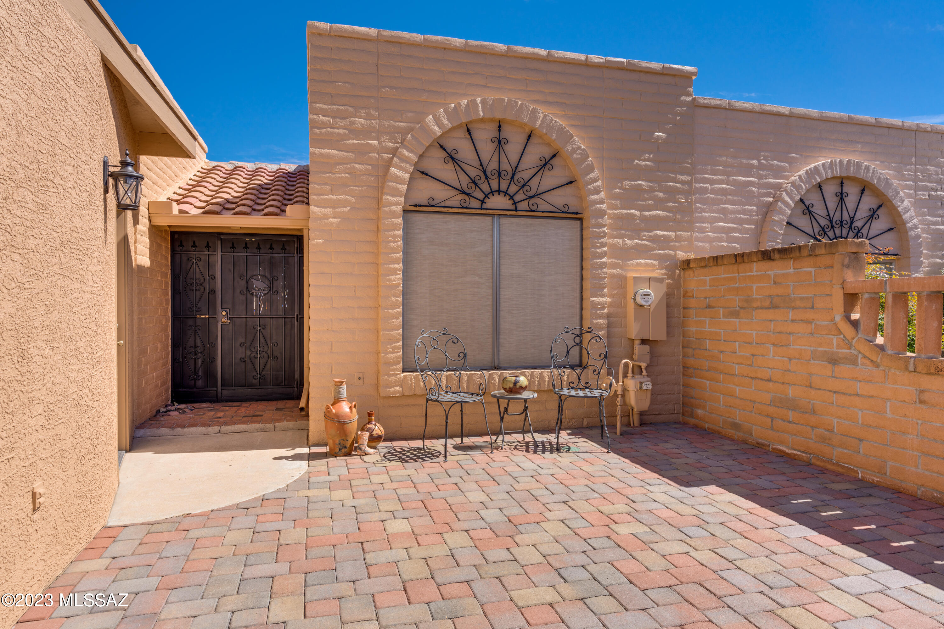 1589 W Placita Travis