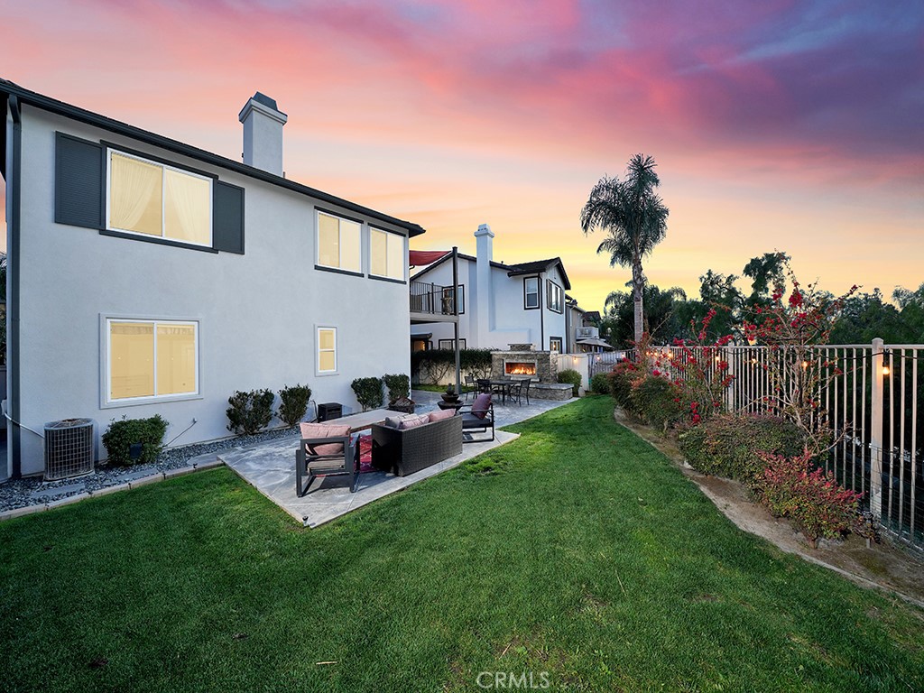 462 Camino Flora