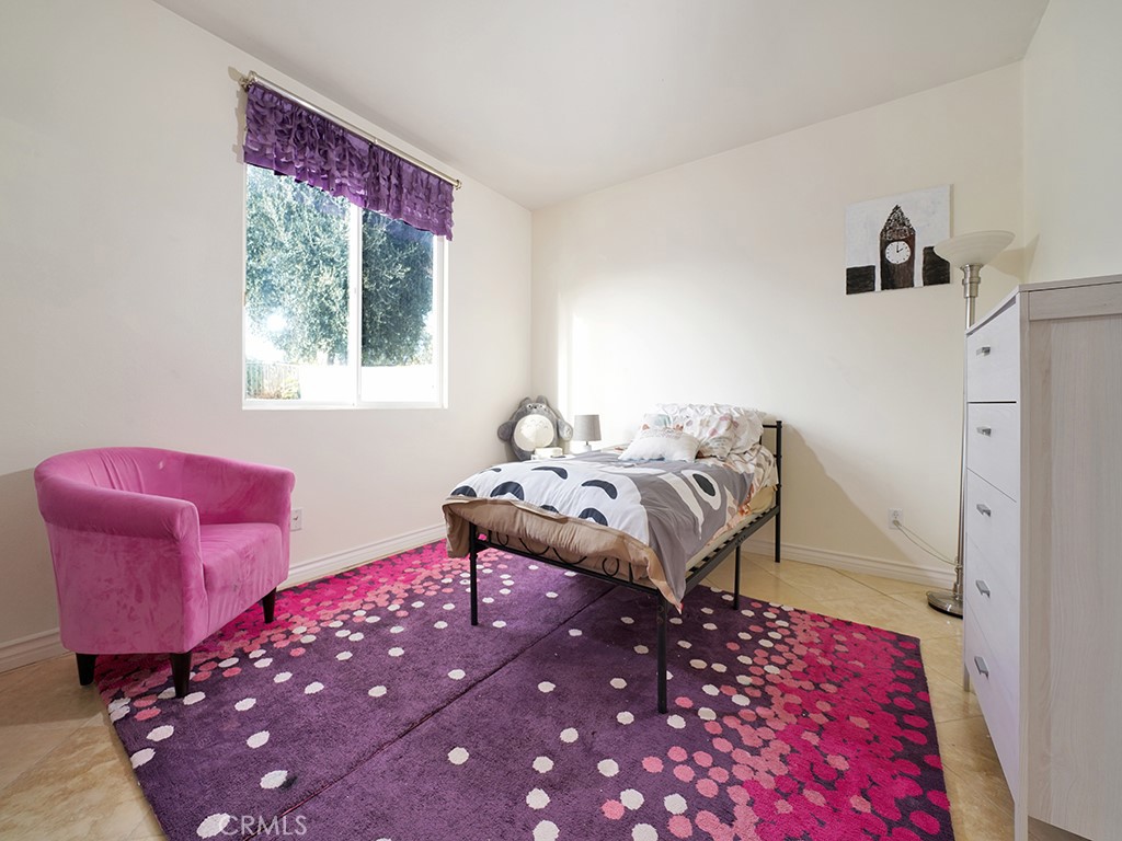 462 Camino Flora