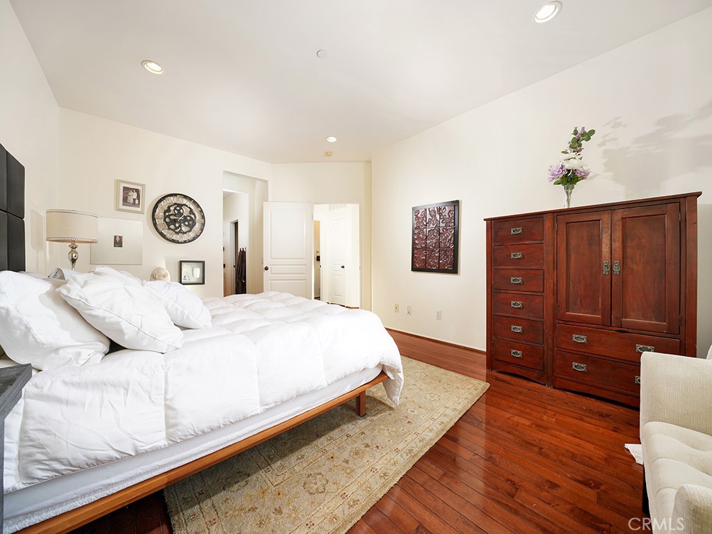 462 Camino Flora