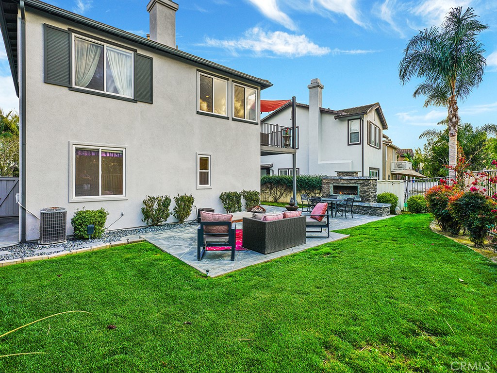 462 Camino Flora