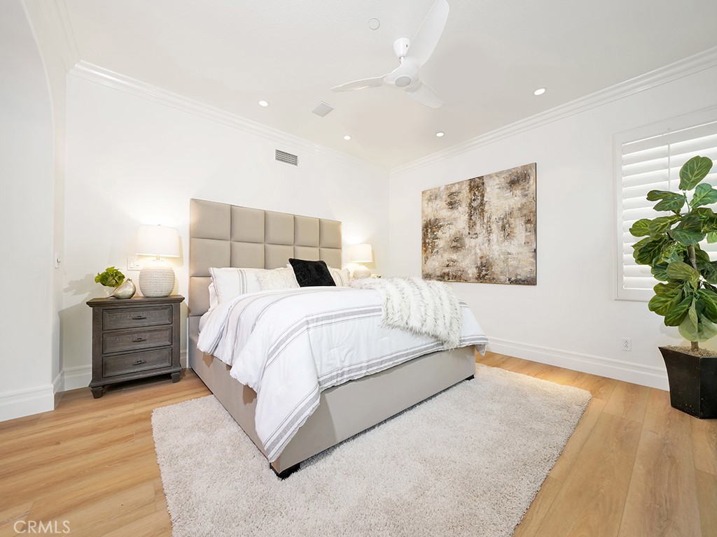 305 Camino Bravado