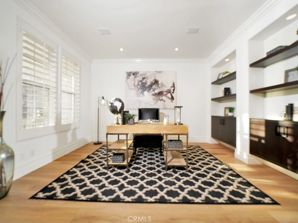 305 Camino Bravado