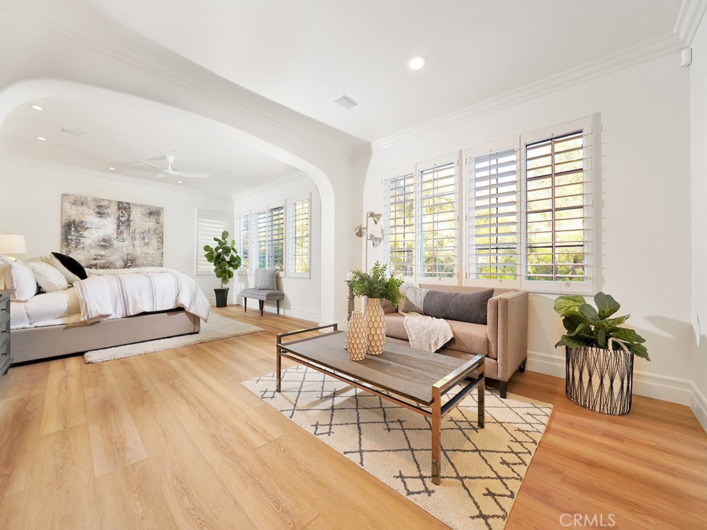 305 Camino Bravado