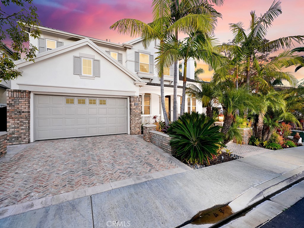 305 Camino Bravado