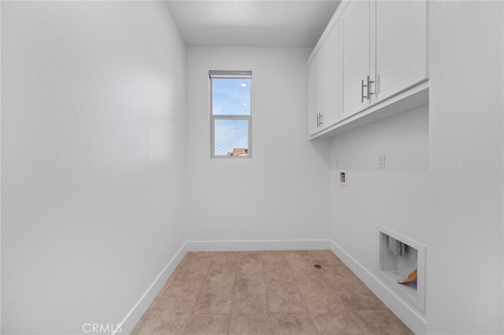 130 Autumn Way