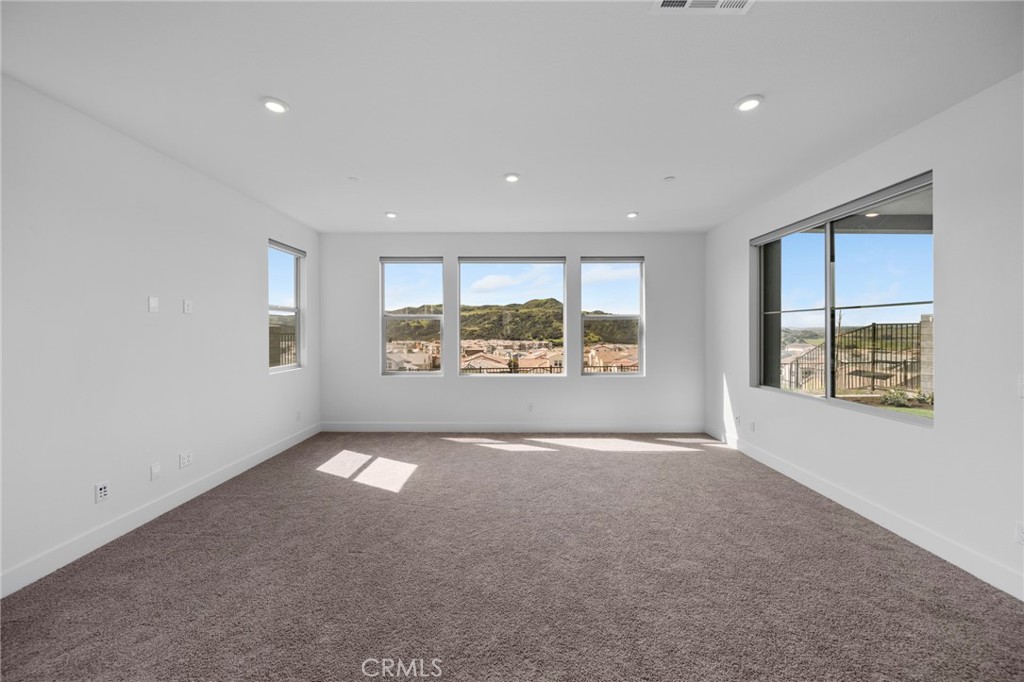 130 Autumn Way