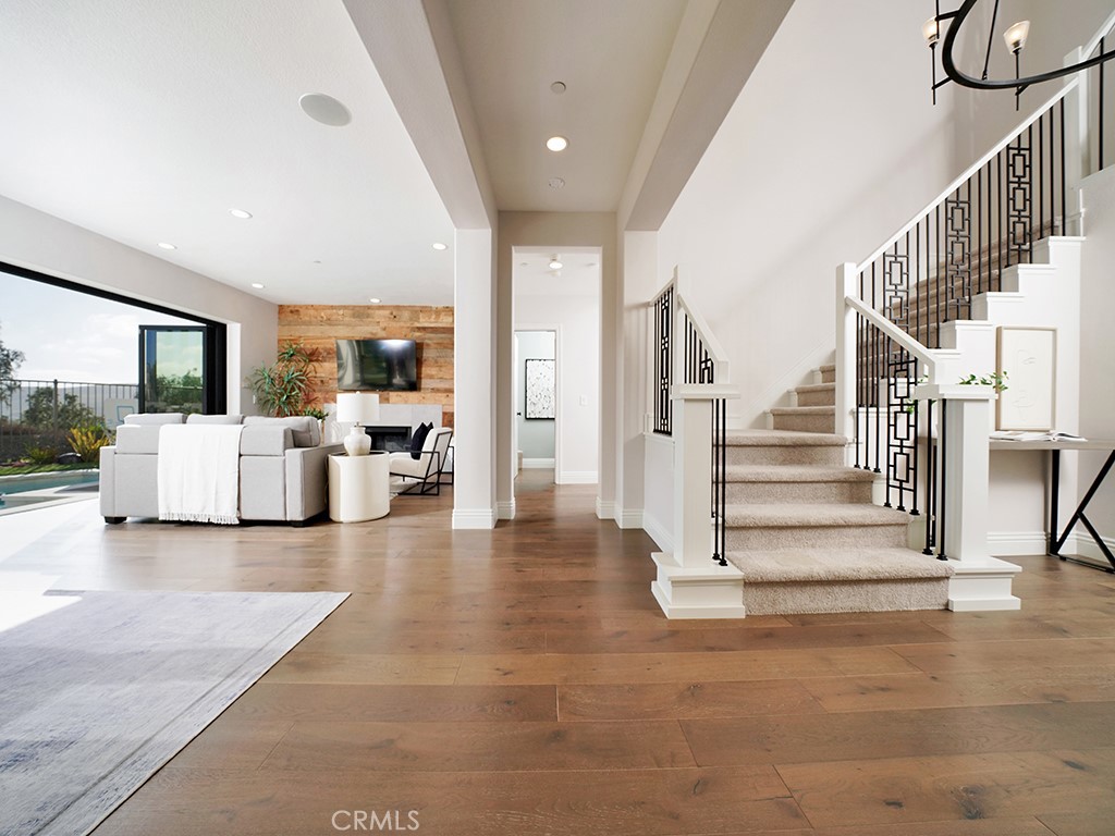 400 Camino Bandera