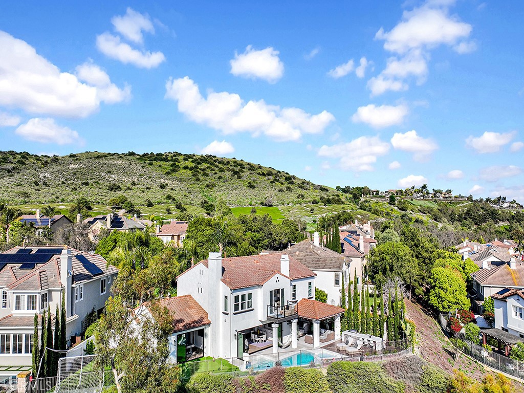 400 Camino Bandera