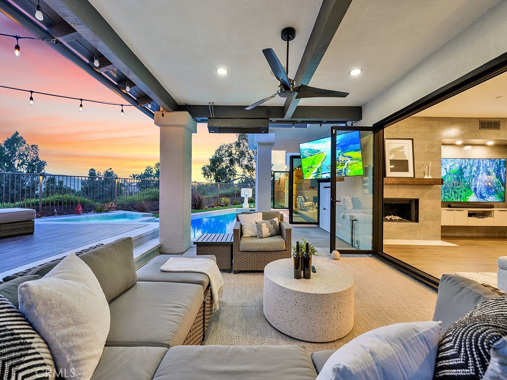 400 Camino Bandera