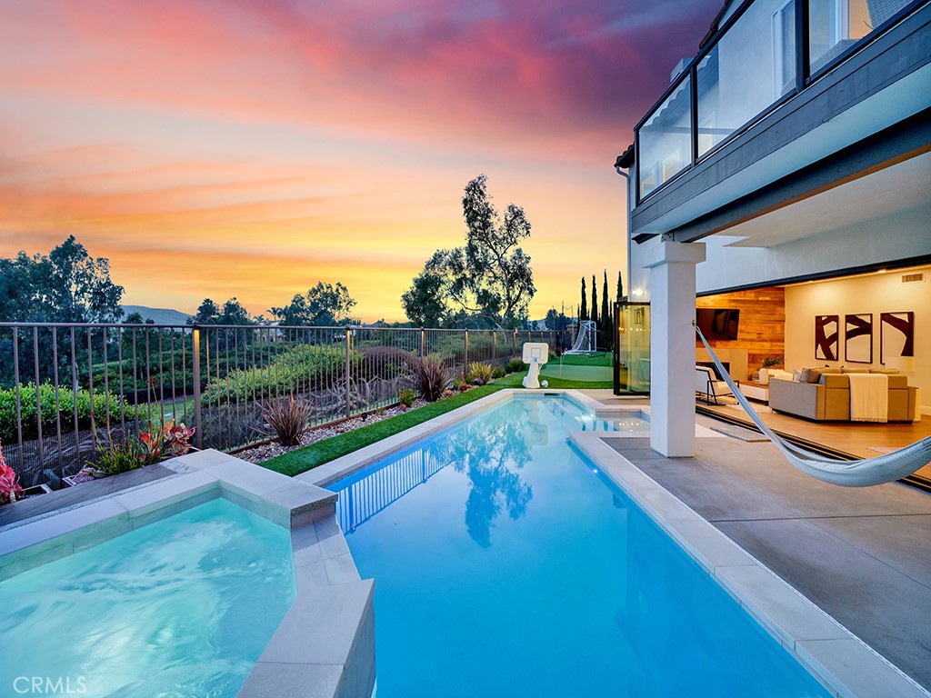 400 Camino Bandera
