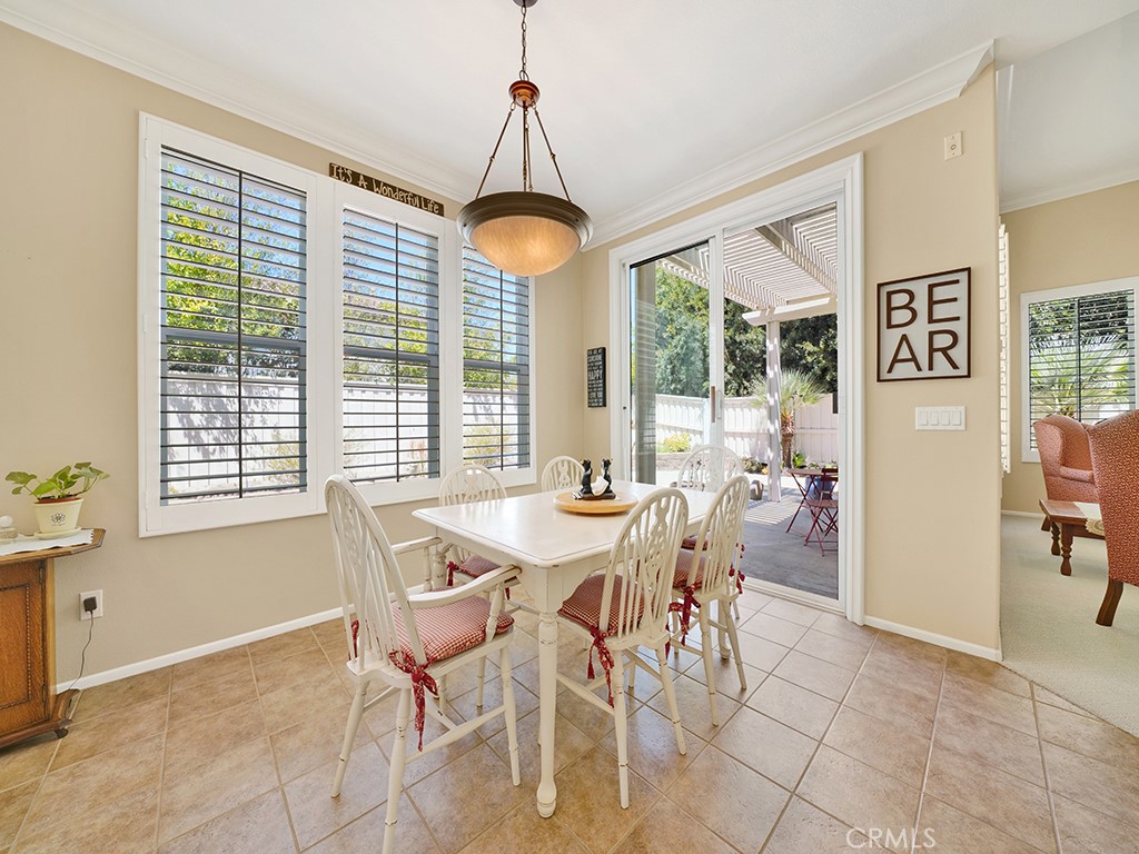 403 Camino Flora Vista