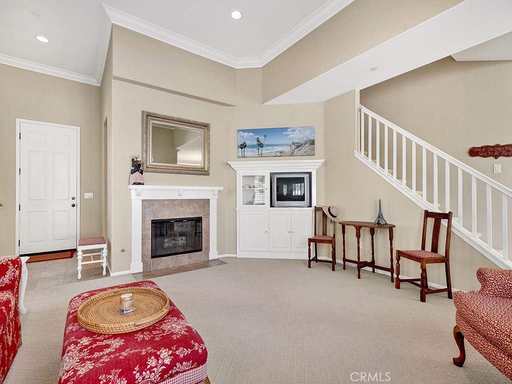 403 Camino Flora Vista