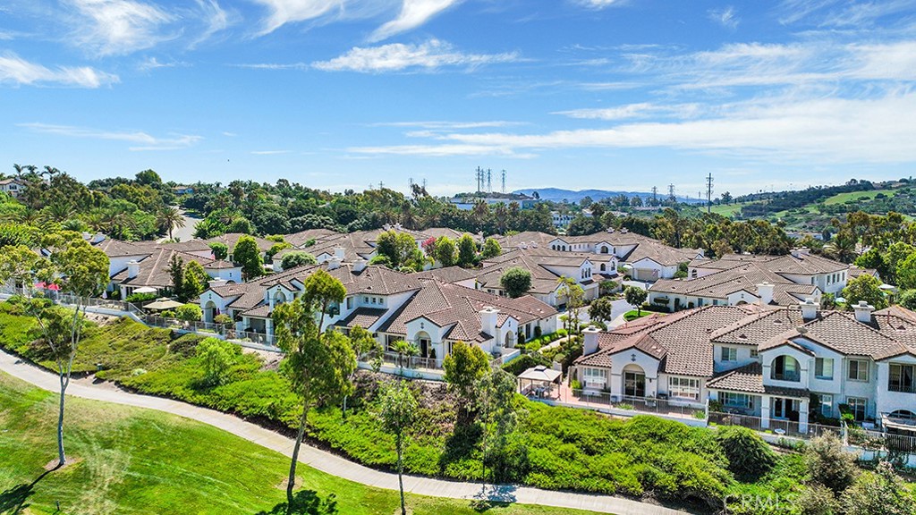 22 Avenida Cristal