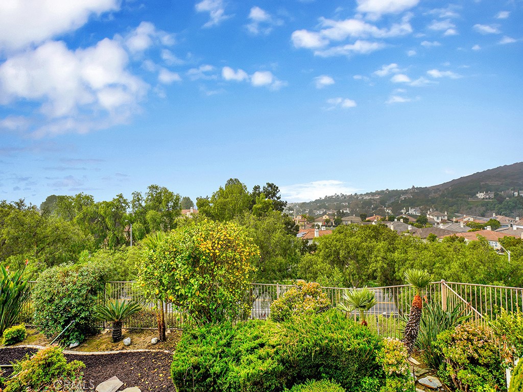 440 Camino Flora Vista