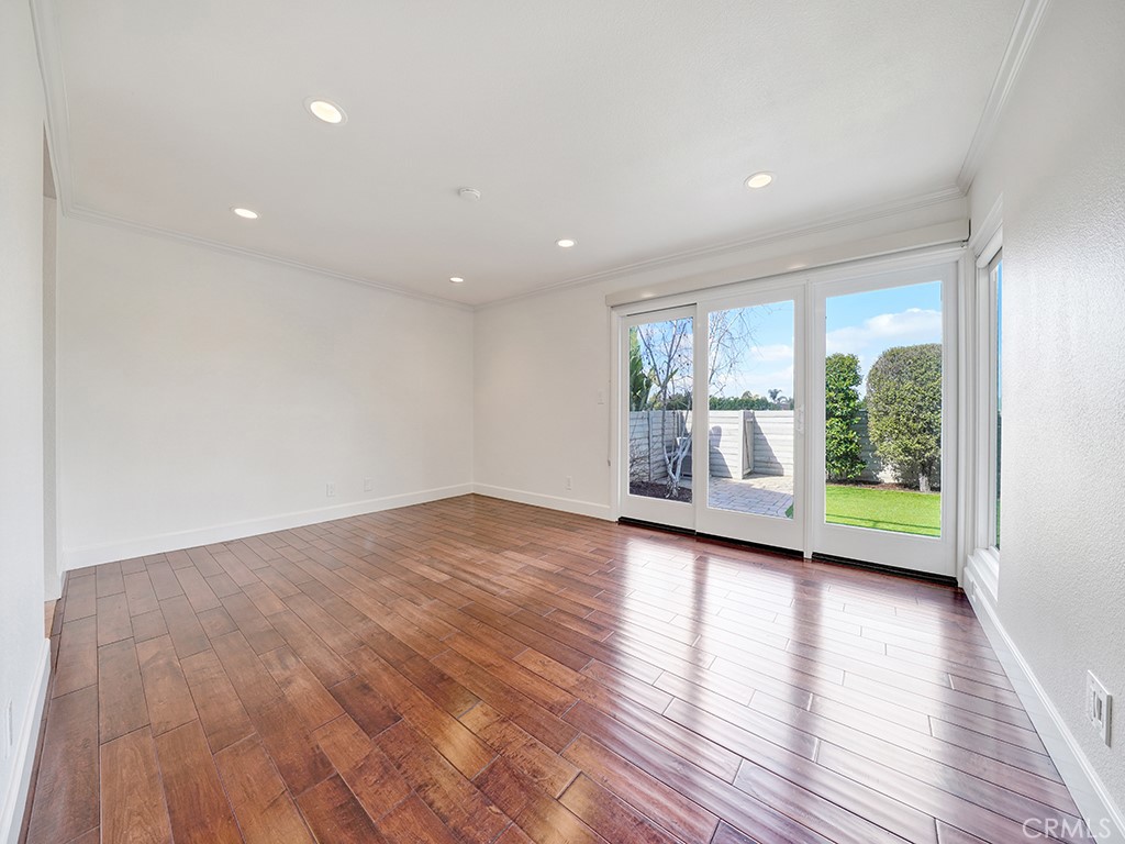 4 Lakeview
