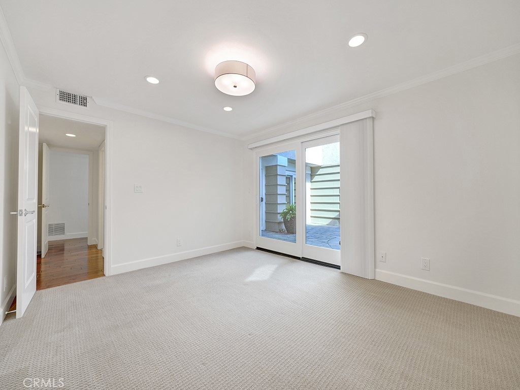 4 Lakeview