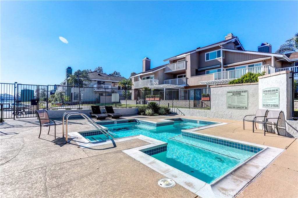 4 Lakeview