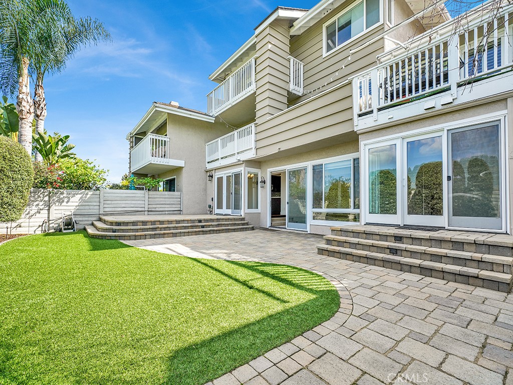 4 Lakeview
