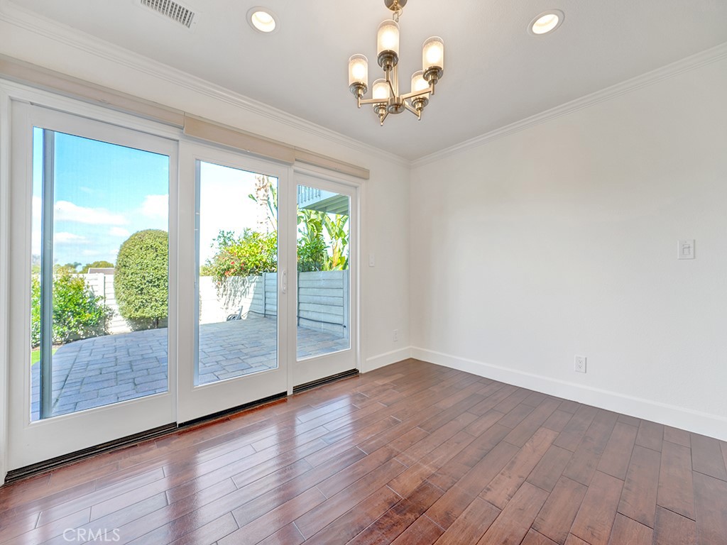 4 Lakeview