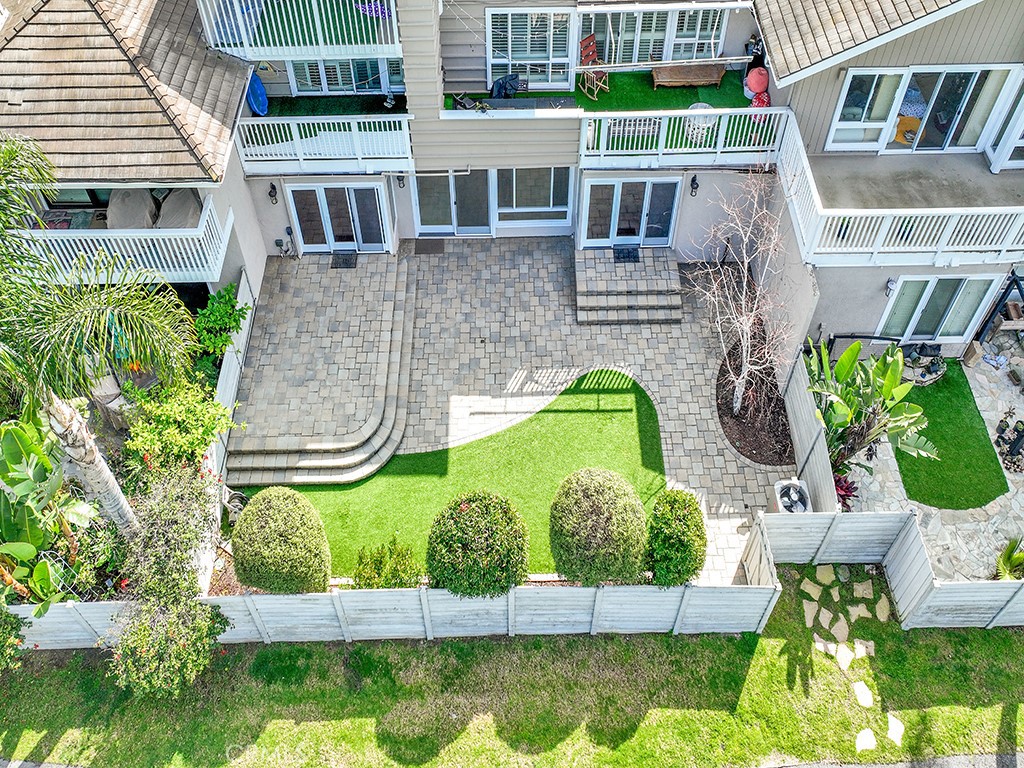 4 Lakeview