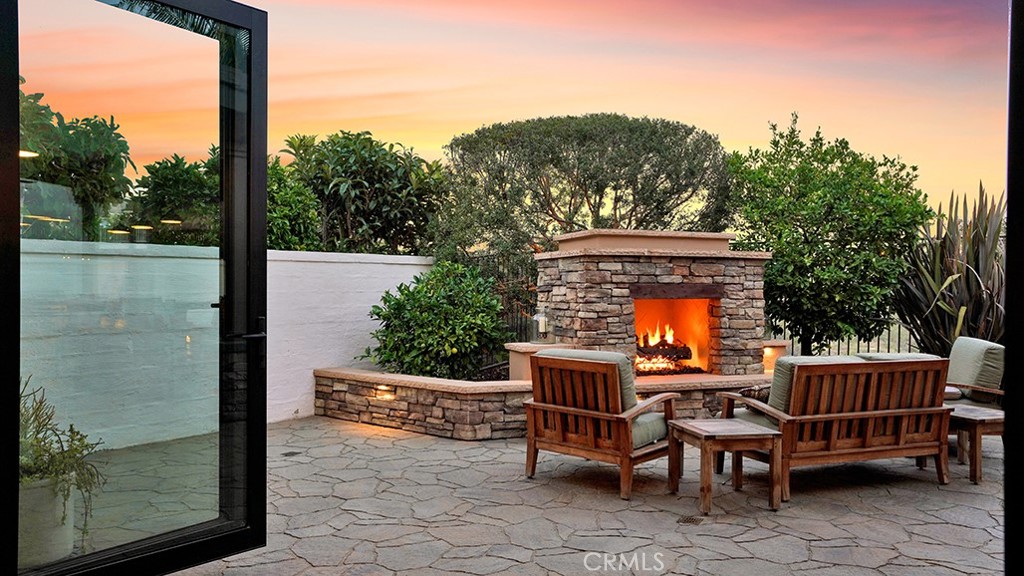 473 Camino Flora