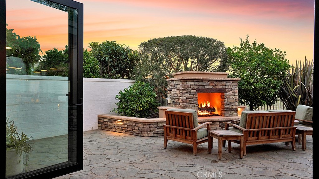 473 Camino Flora