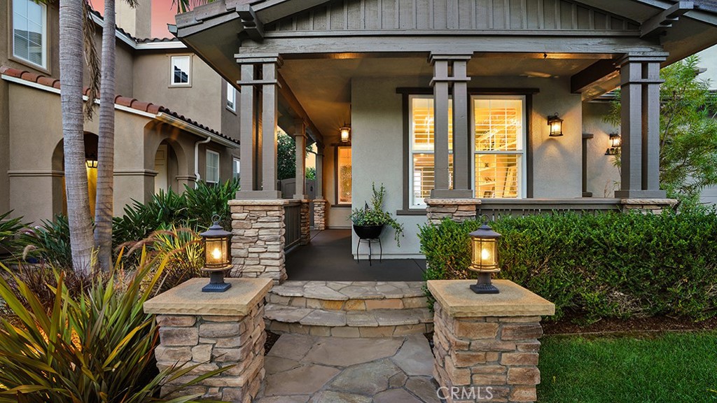 473 Camino Flora